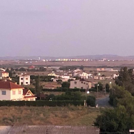 Deniz Airport Suites Lefkoşa Dış mekan fotoğraf