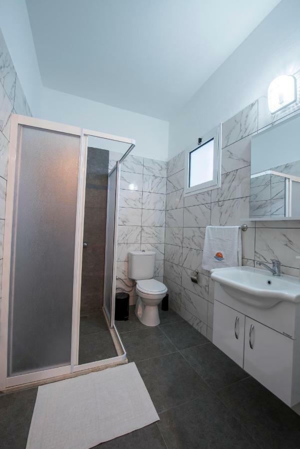 Deniz Airport Suites Lefkoşa Dış mekan fotoğraf