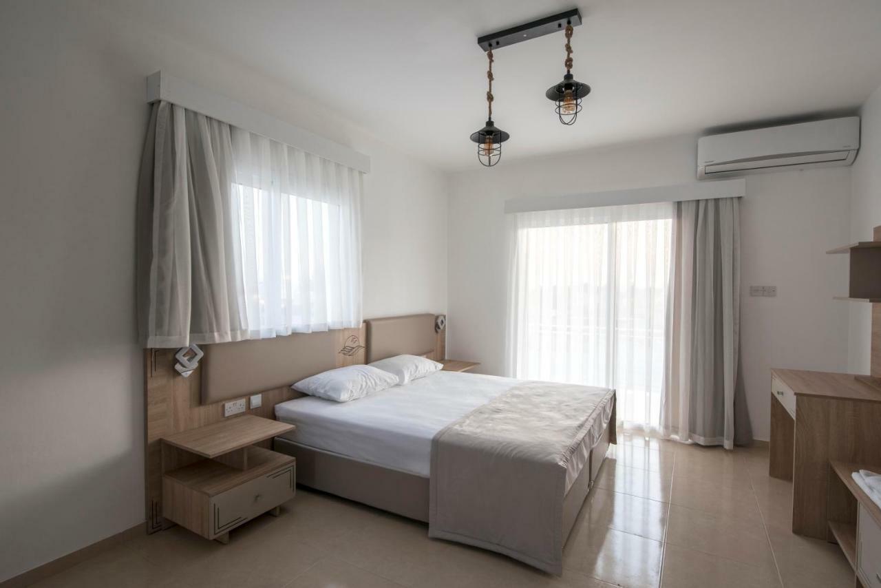 Deniz Airport Suites Lefkoşa Dış mekan fotoğraf