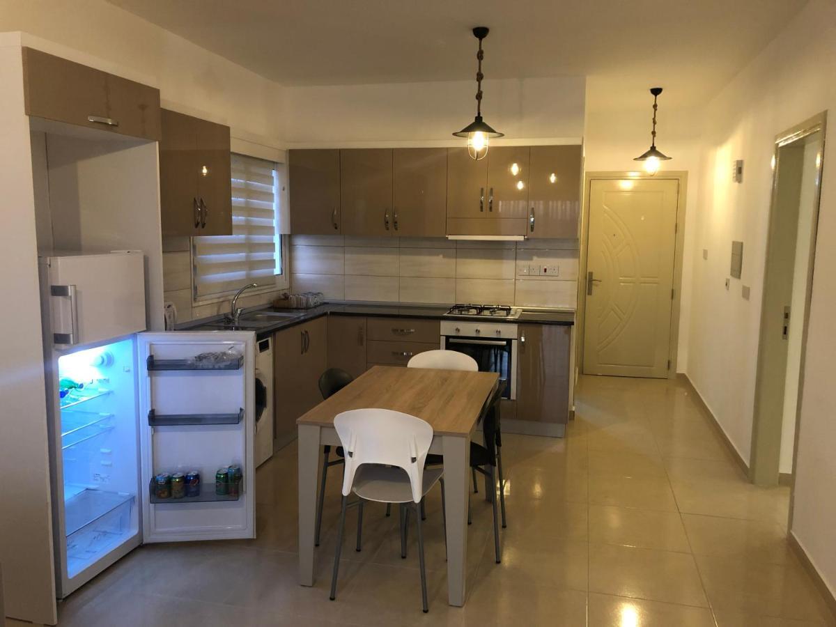 Deniz Airport Suites Lefkoşa Dış mekan fotoğraf